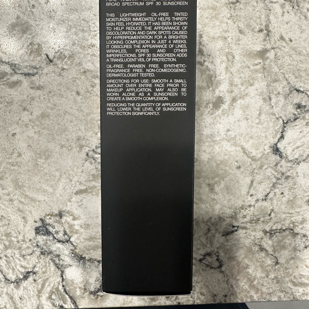 NARS Pure Radiant Tinted Moisturizer - NEVER OPENED LIGHT 1 Finland - Picture 4 of 5